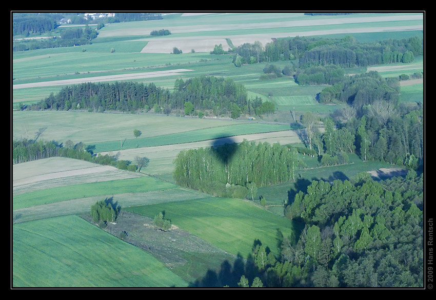 Ballonfahrt über den Biebrza-Nationalpark
Mit unserem Schatten
Schlüsselwörter: Ballonfahrt, Polen, Biebrza-Nationalpark