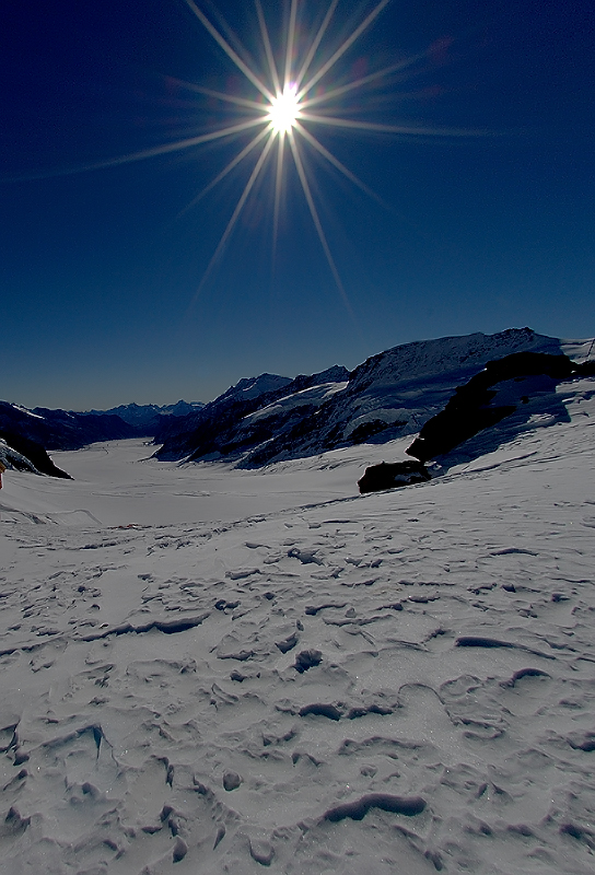 Aletschgletscher
Prächtiges Herbstwetter auf dem Jungfraujoch
Schlüsselwörter: Aletschgletscher